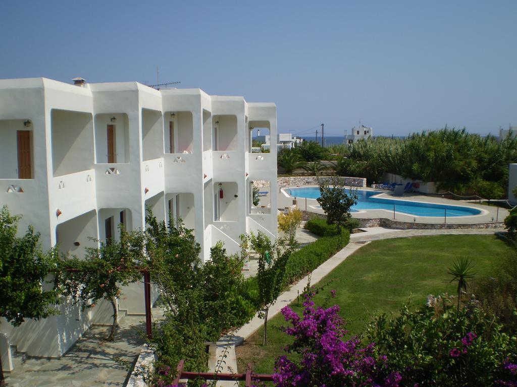 Hotel Angela Skyros Bagian luar foto