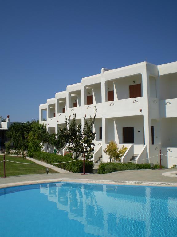 Hotel Angela Skyros Bagian luar foto