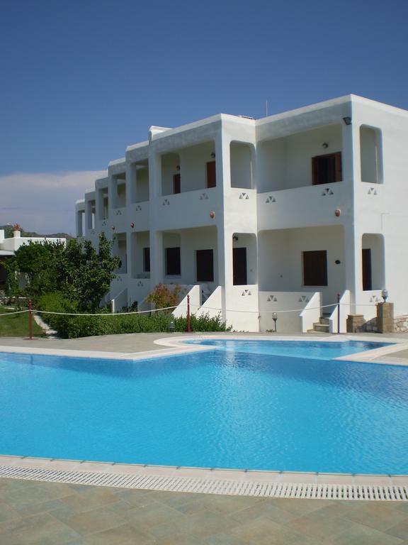 Hotel Angela Skyros Bagian luar foto